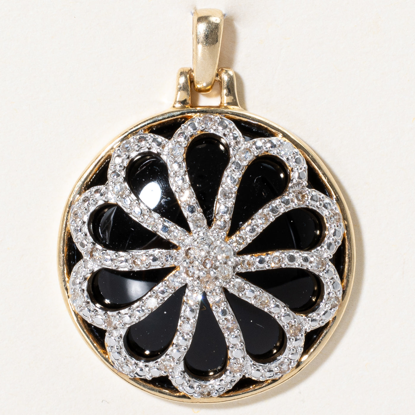 Onyx & Diamond Pendant | 10.00ct, 0.15ctw |