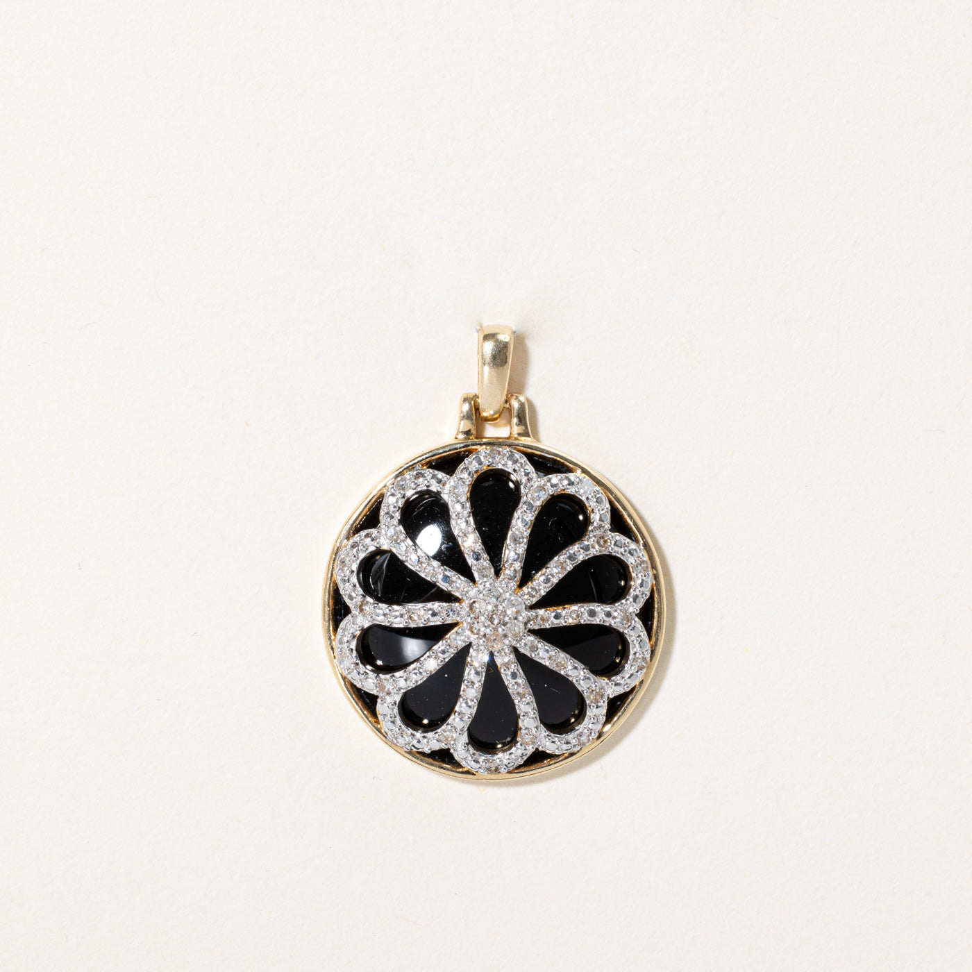 Onyx & Diamond Pendant | 10.00ct, 0.15ctw |