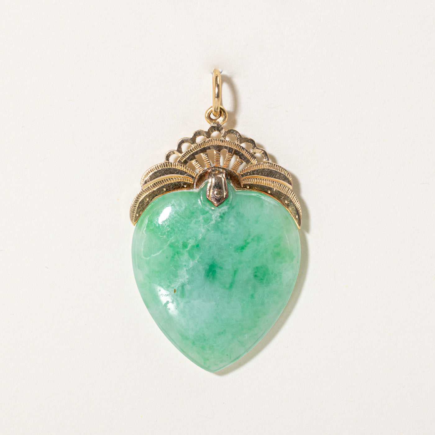 Jadeite Heart Pendant | 30.00ct |