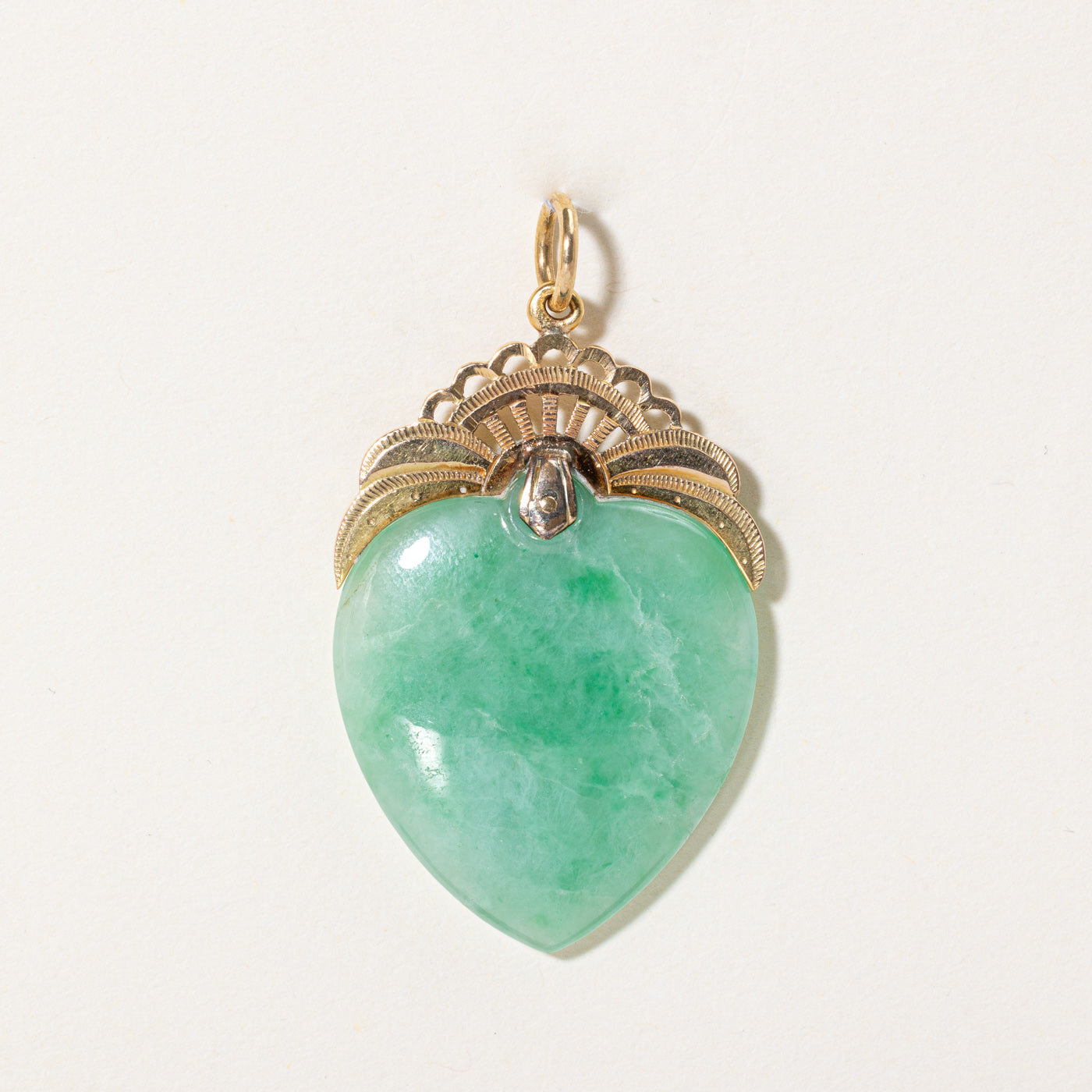 Jadeite Heart Pendant | 30.00ct |
