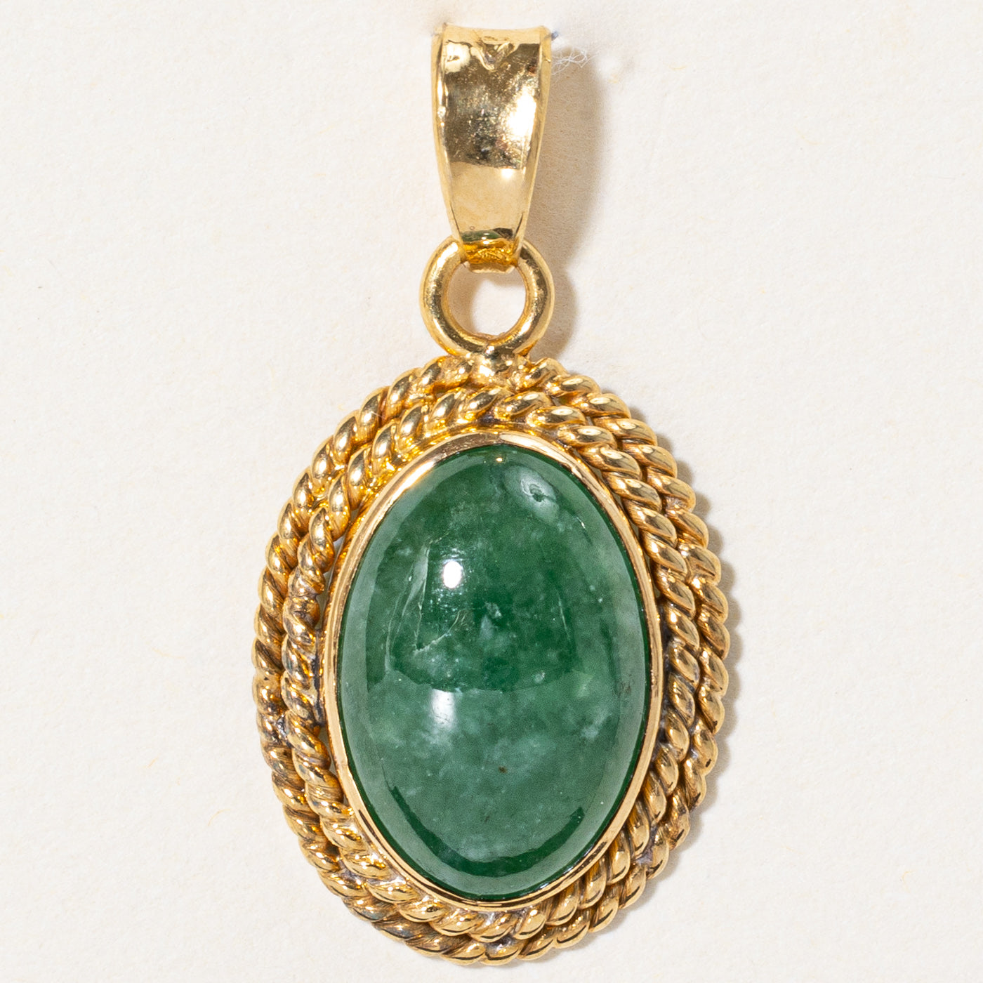 Pendentif en jadéite | 6,70 ct |