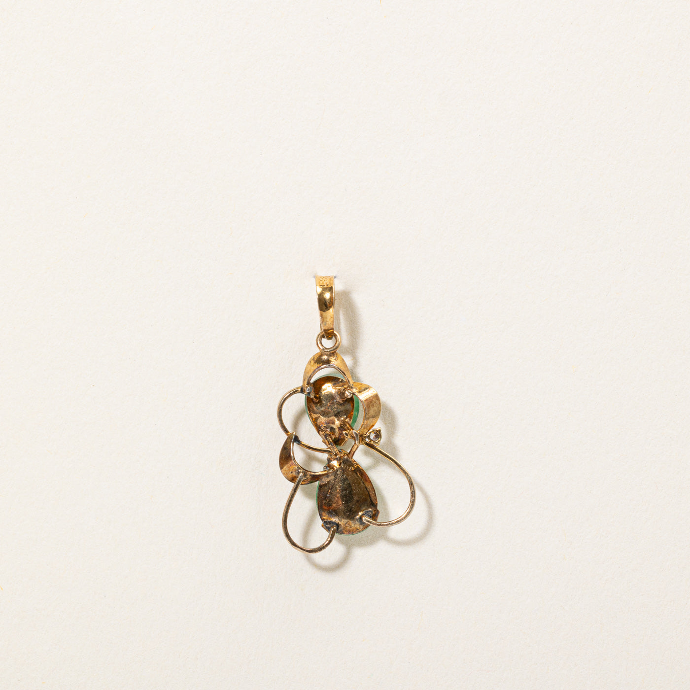 Jadeite & Diamond Pendant | 1.20ctw, 0.01ct |