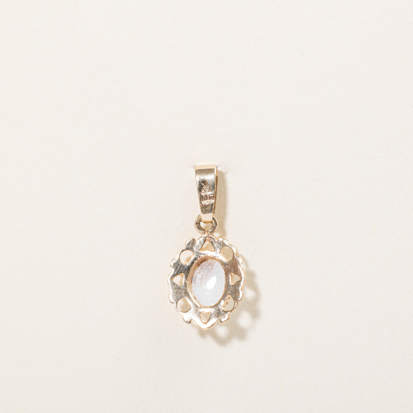 Pendentif en opale | 0,85 ct |