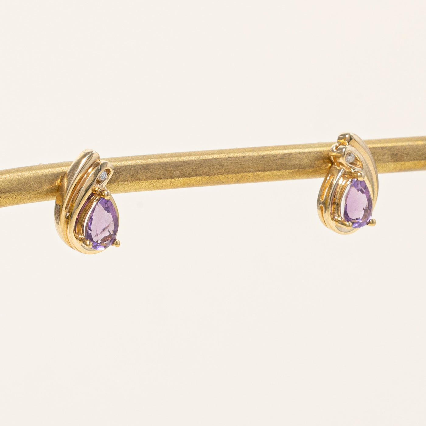 Amethyst & Diamond Earrings | 0.60ctw, 0.02ctw |