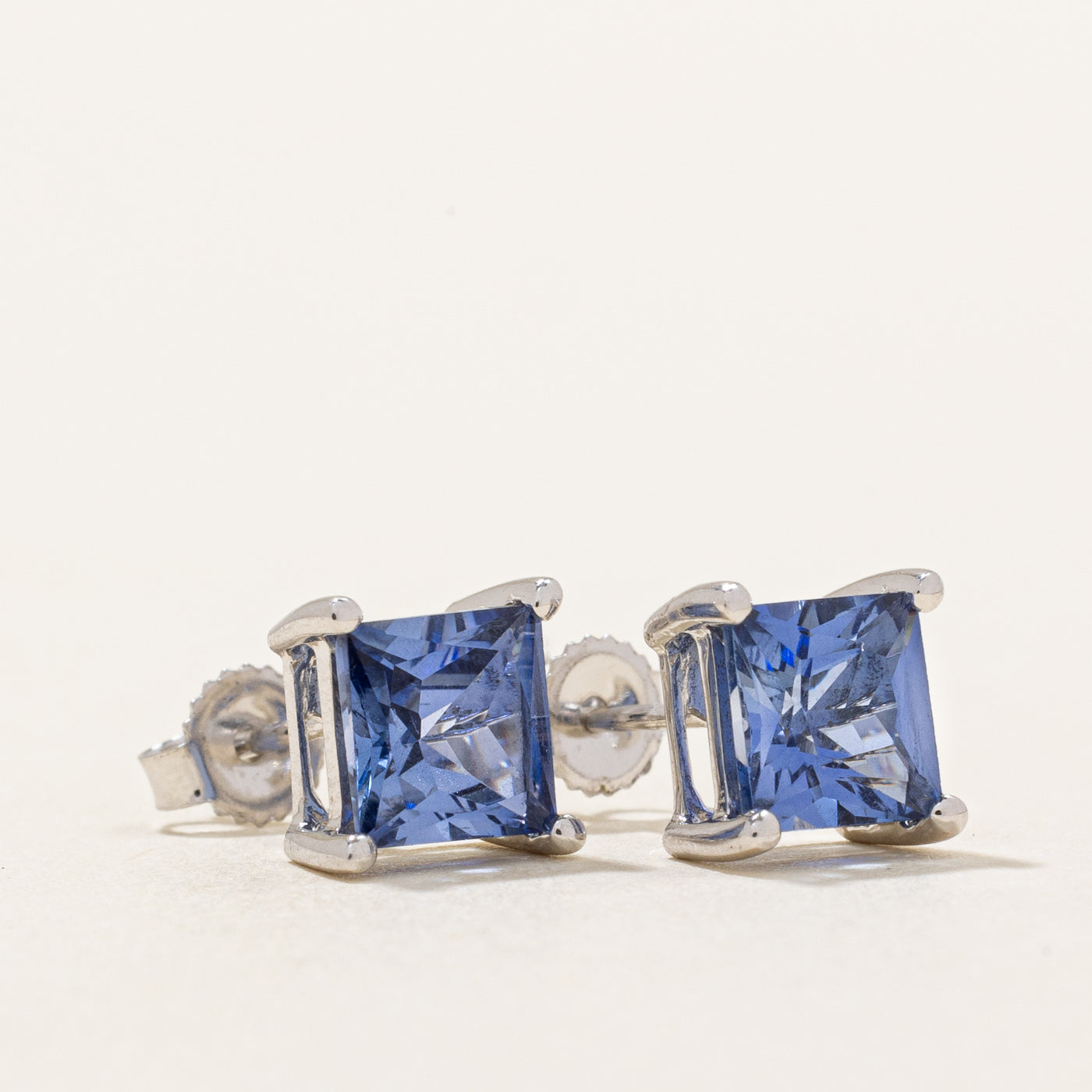 Boucles d'oreilles en saphir synthétique | 3,00 ct |