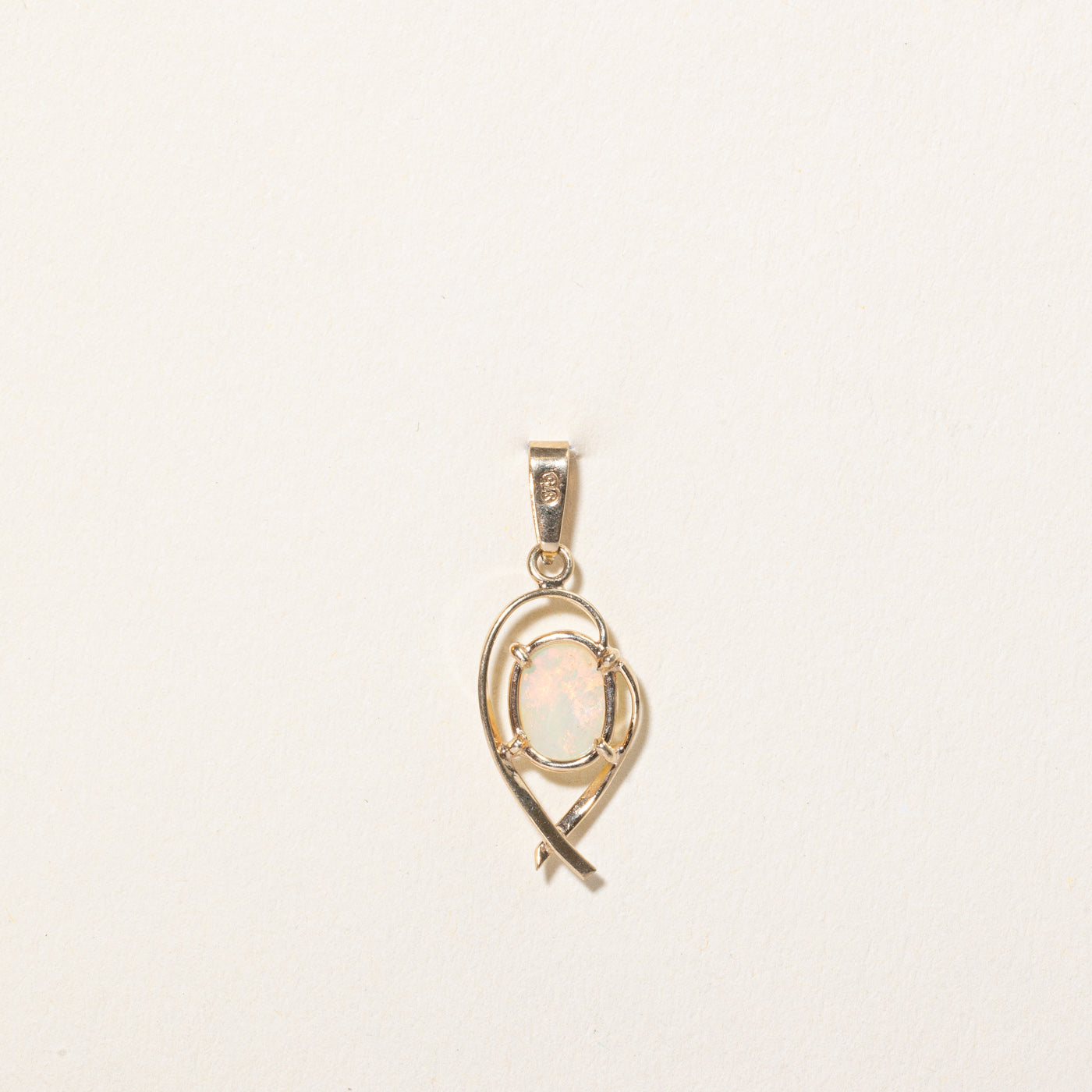 Opal Pendant | 0.65ct |