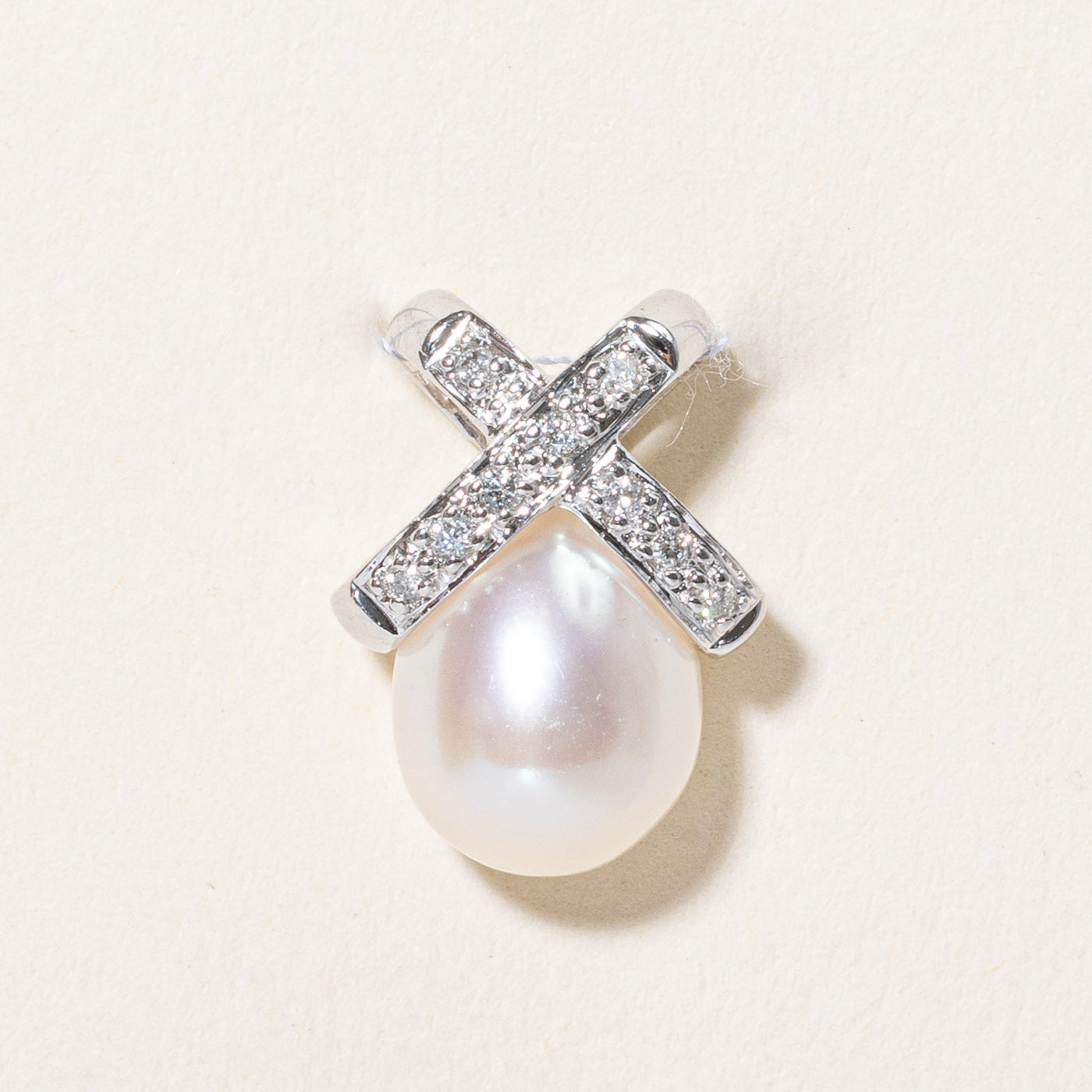 Pearl & Diamond Pendant | 0.05ctw |