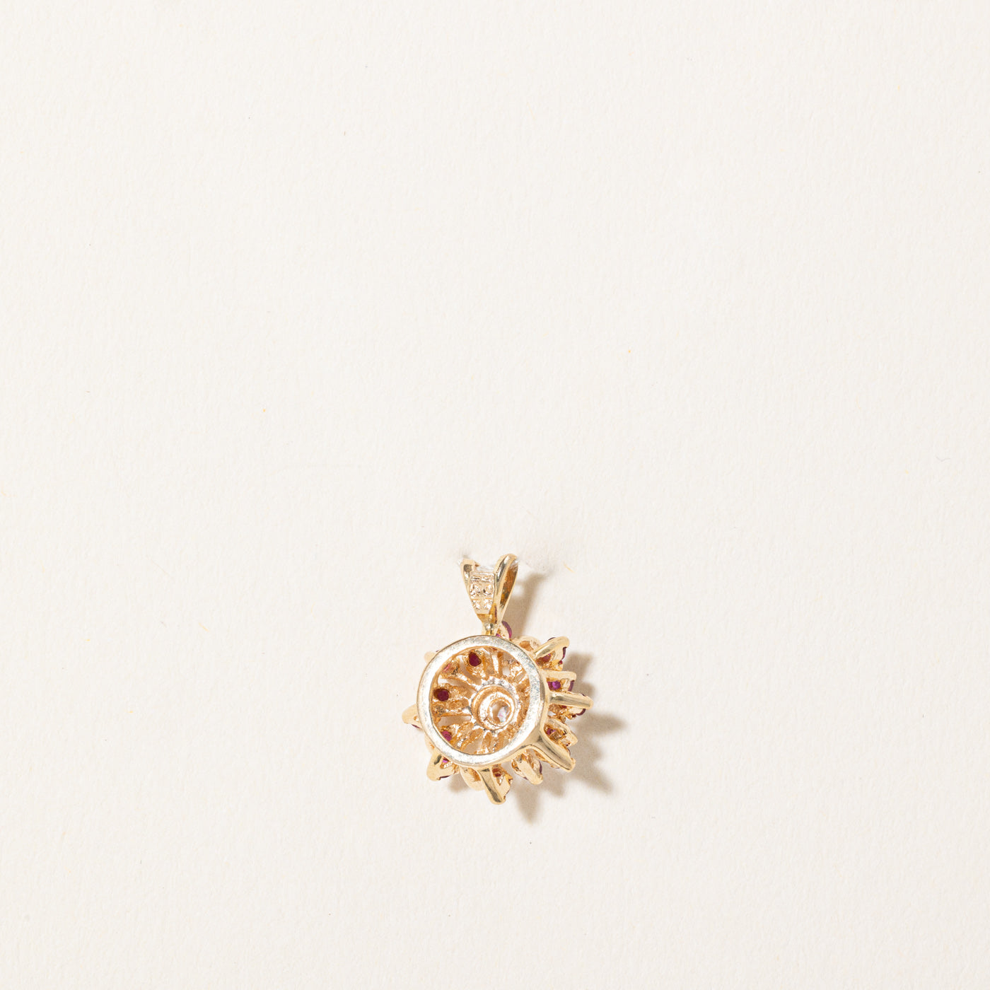 Pendentif Rubis et Diamants | 0,33 ct, 0,03 ct |