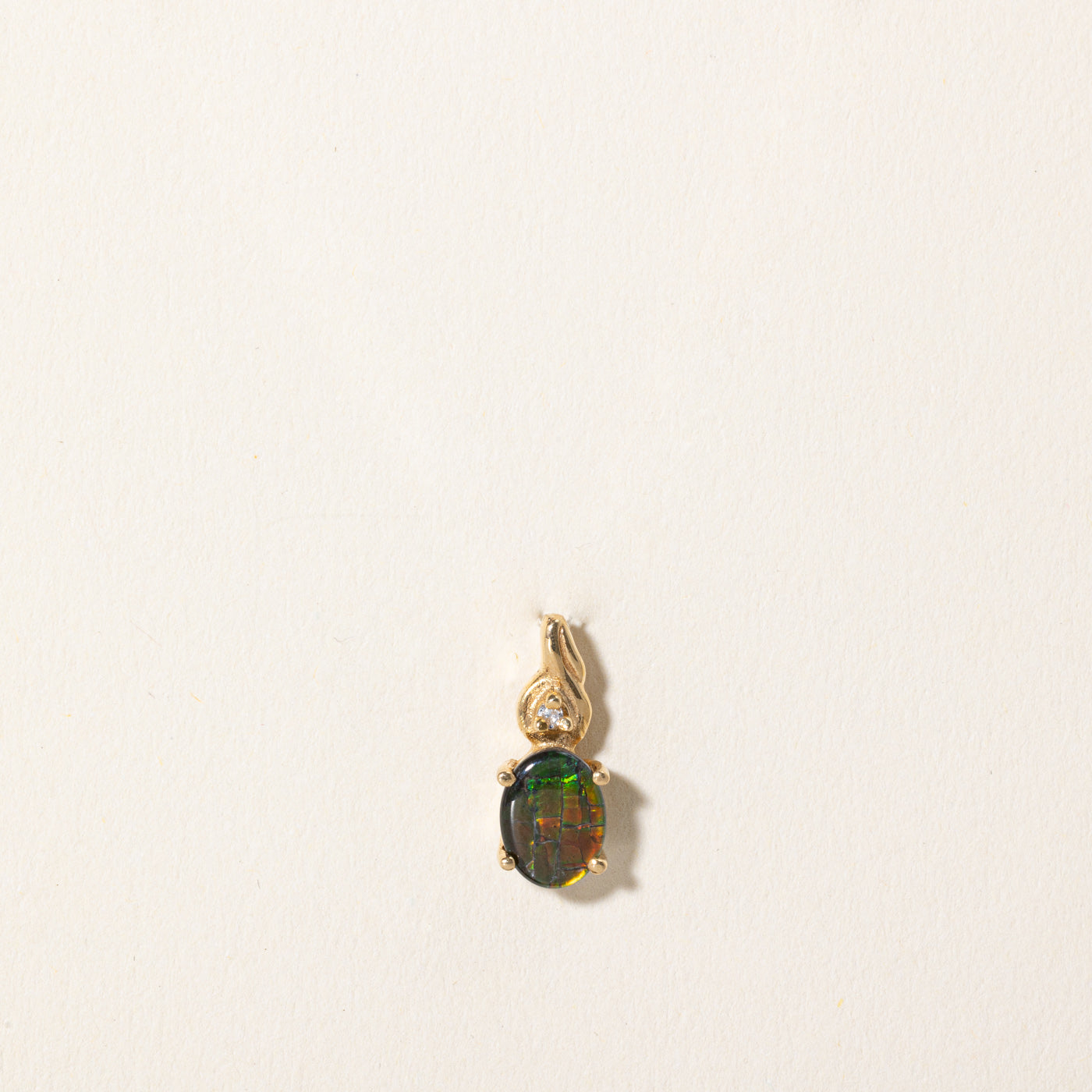 Ammolite & Diamond Pendant | 0.75ct, 0.01ct |