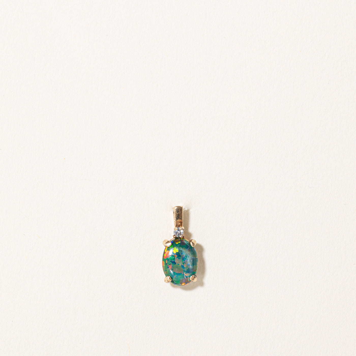 Synthetic Opal Triplet & Diamond Pendant | 0.85ct, 0.02ct |