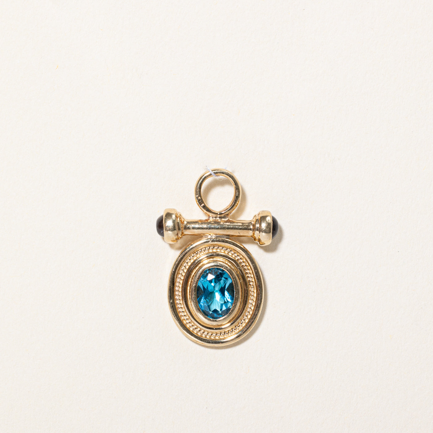 Pendentif en topaze bleue et iolite | 1,15 ct, 0,34 ct au total |