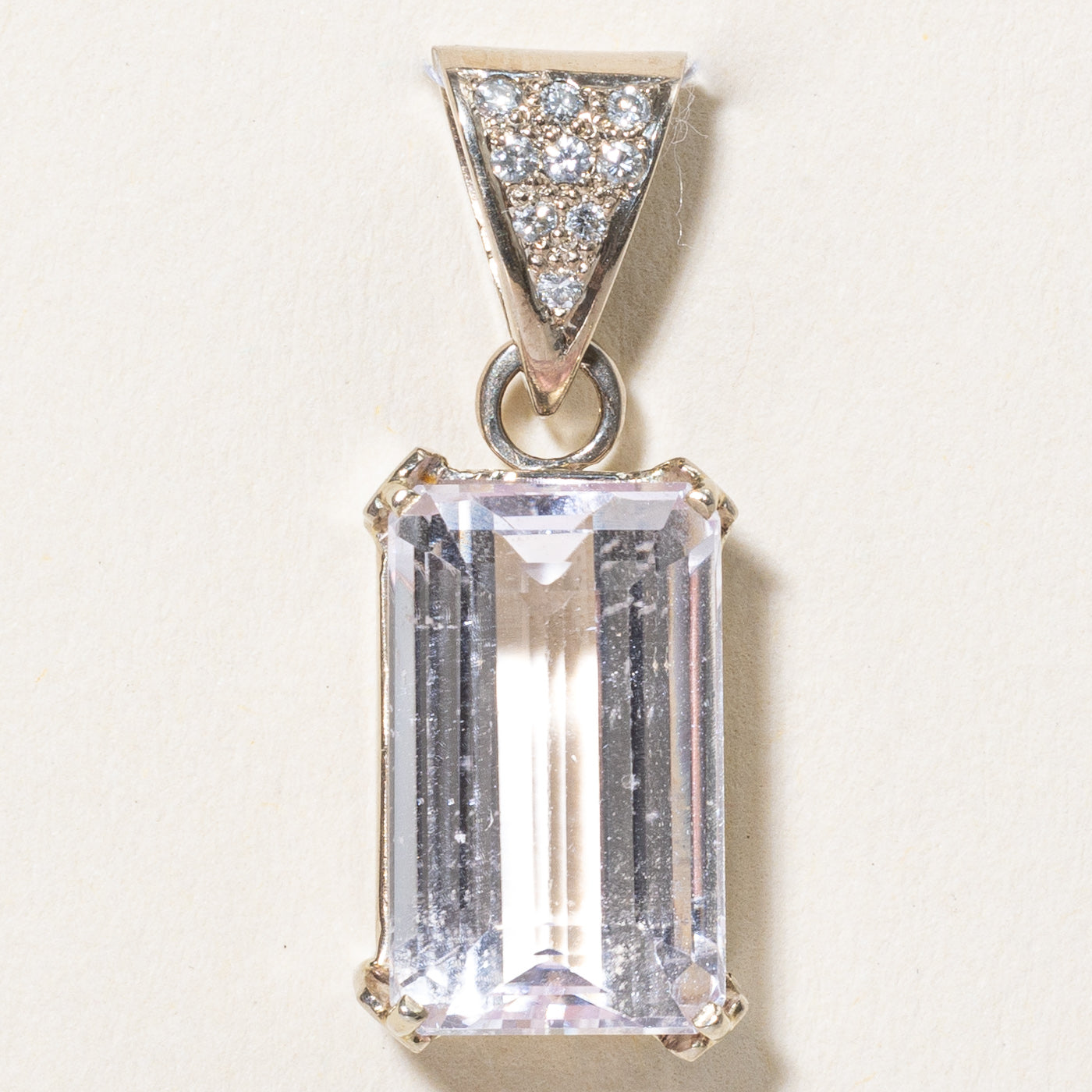Kunzite & Diamond Pendant | 7.00ct, 0.09ctw |