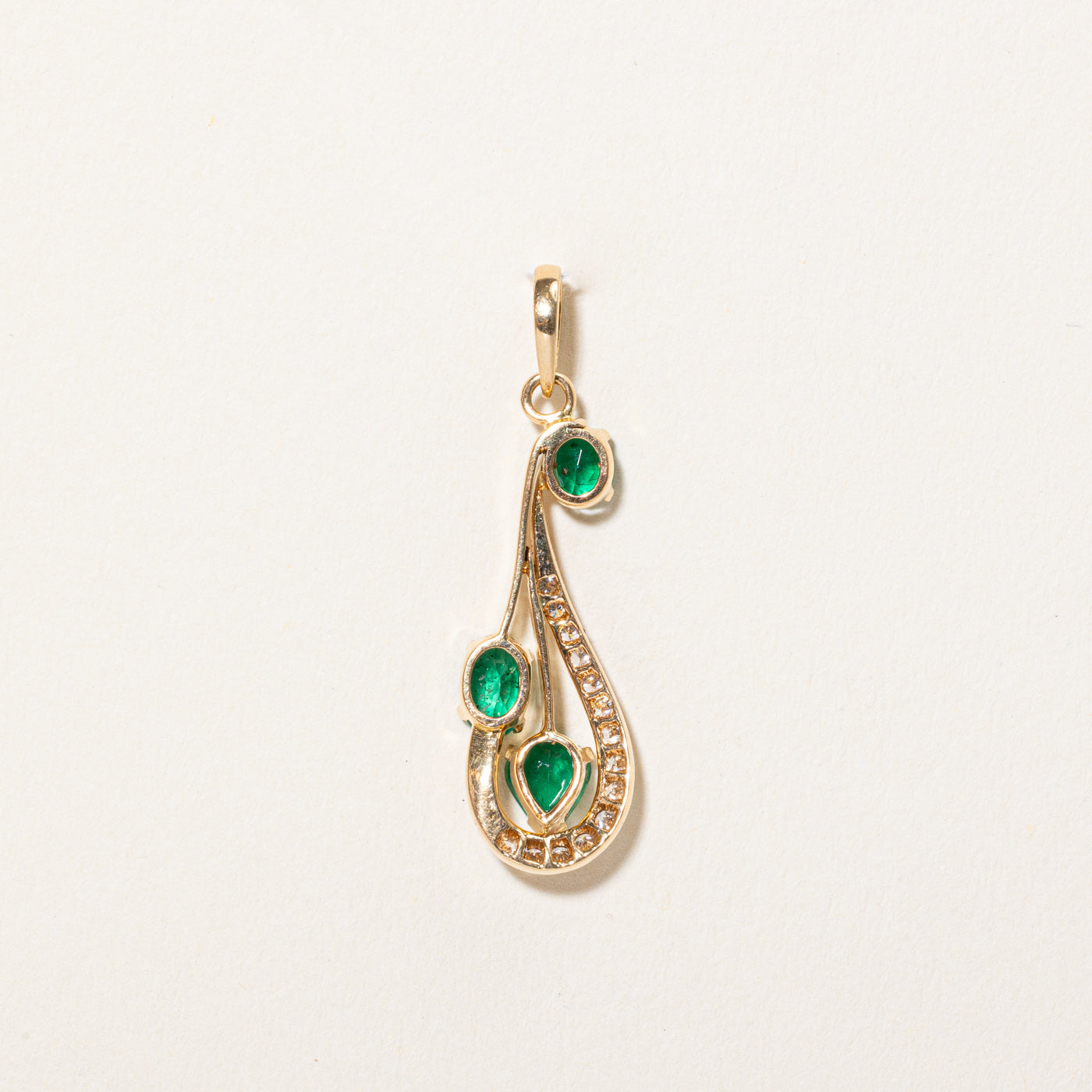 Emerald & Diamond Crop Pendant | 0.95ctw, 0.14ctw |