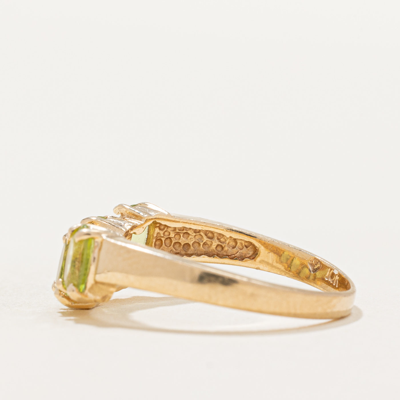 Bague en péridot à chevrons | 1,00 ct | Taille 6 |