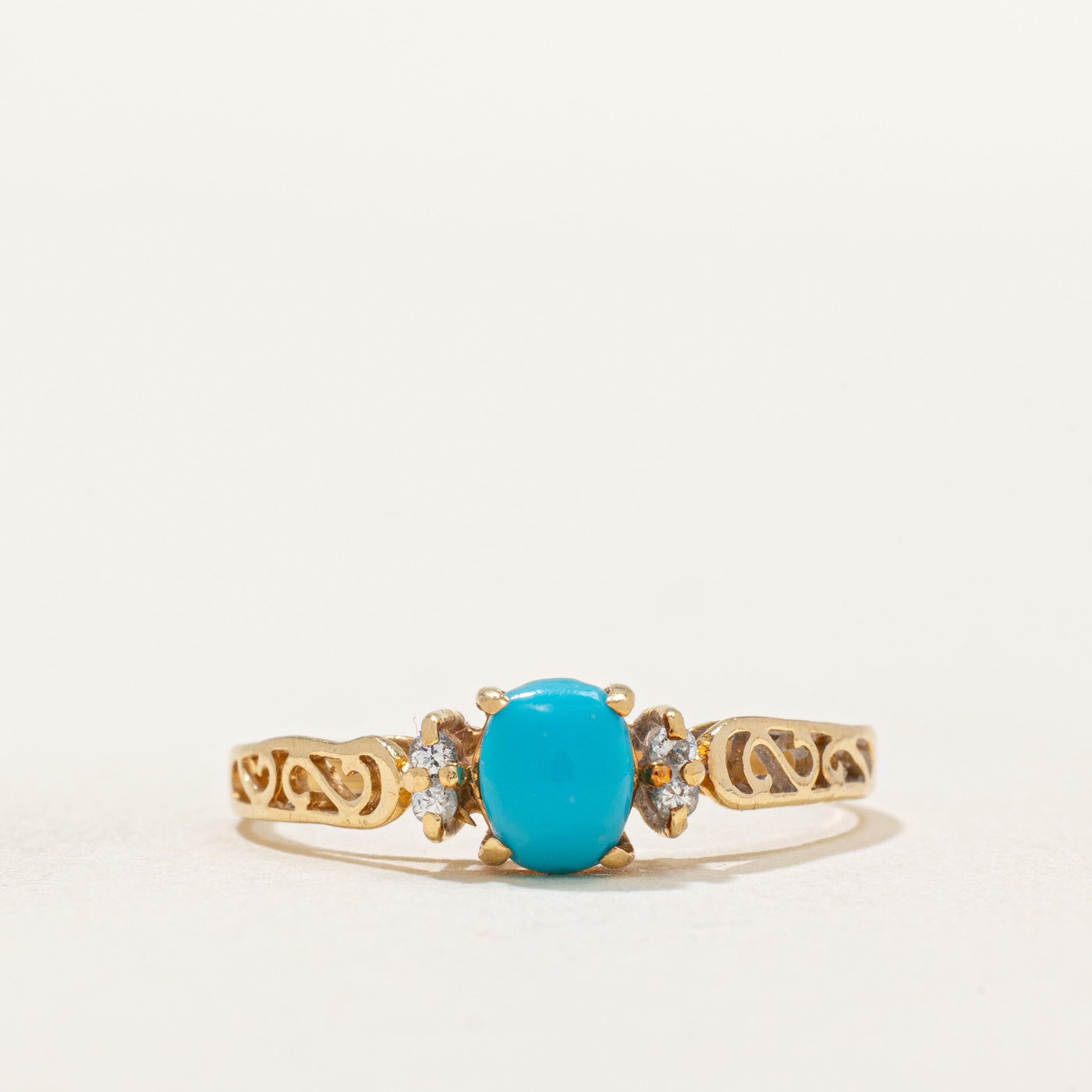 Bague turquoise et diamants | 0,30 ct, 0,02 ct au total | Taille 6,75 |