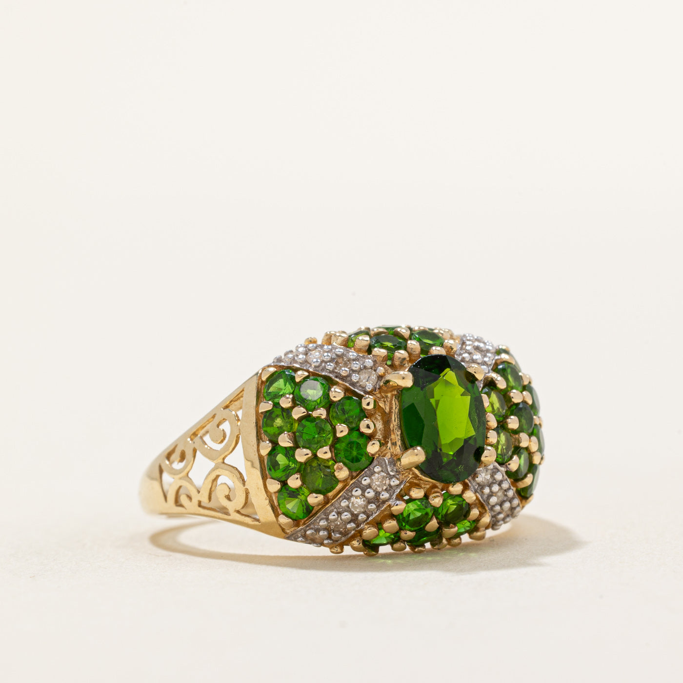 Chrome Diopside & Diamond Cocktail Ring | 1.50ctw, 0.08ctw | SZ 9 |