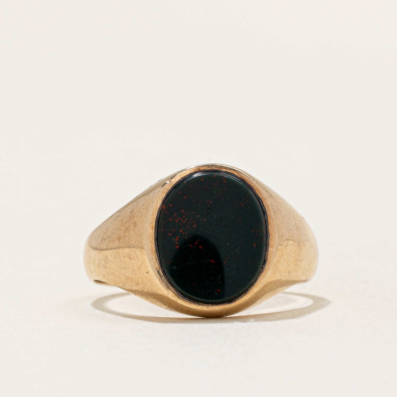 Bague chevalière ovale en héliotrope | Taille 9,25 |