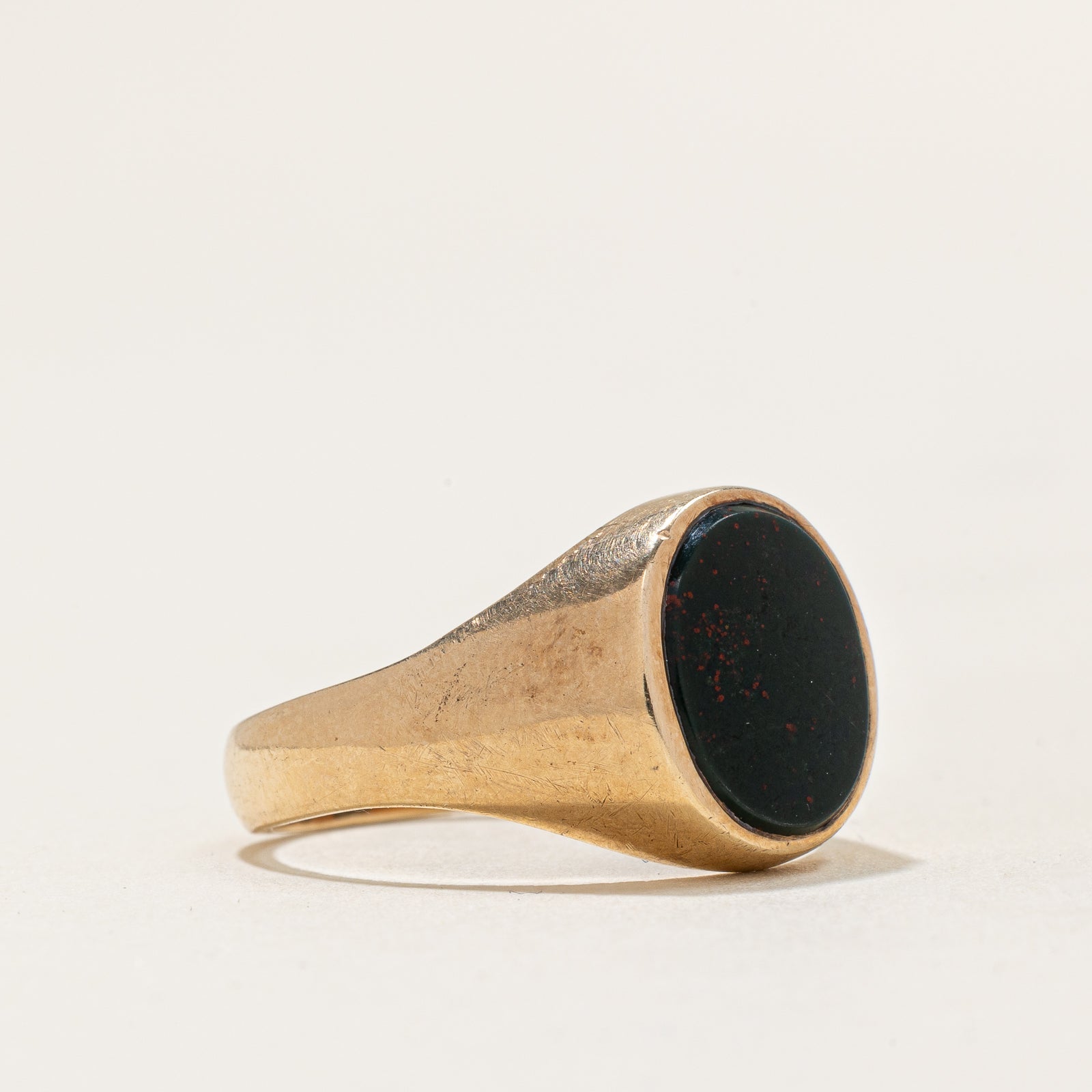 Bague chevalière ovale en héliotrope | Taille 9,25 |