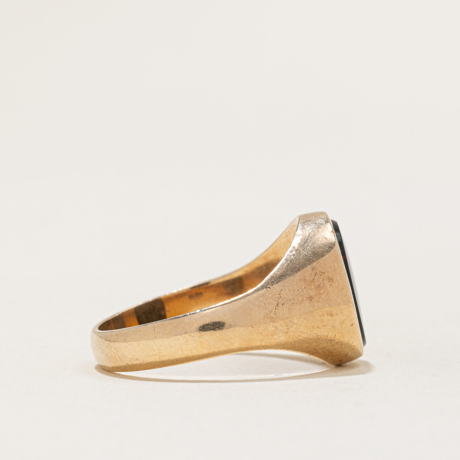 Bague chevalière ovale en héliotrope | Taille 9,25 |