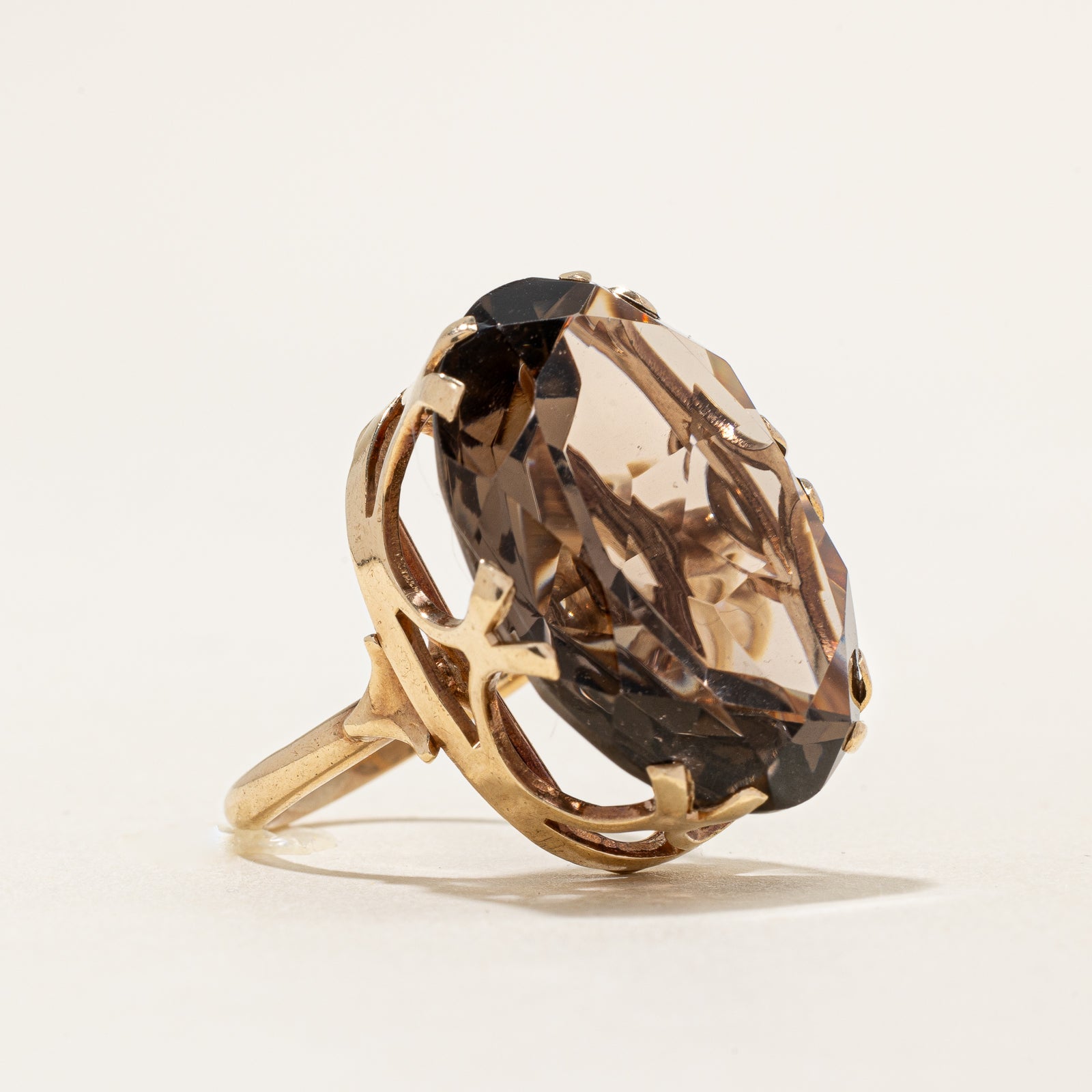 1974 London Smokey Quartz Cocktail Ring | 25.00ct | SZ 5.75 |