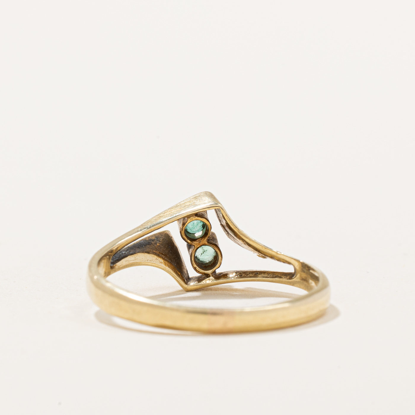 Emerald Bypass Ring | 0.10ctw | SZ 8 |
