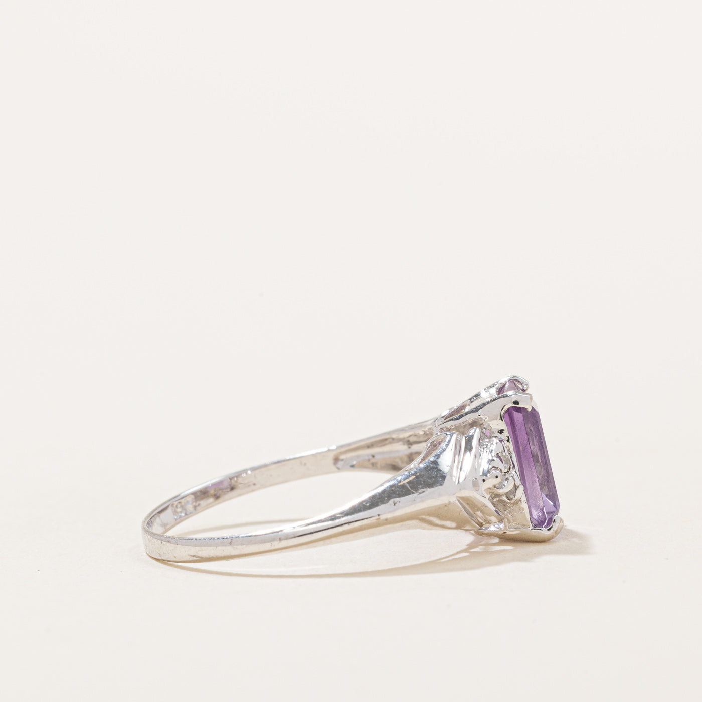 Amethyst & Diamond Ring | 1.00ct, 0.03ctw | SZ 6.5 |