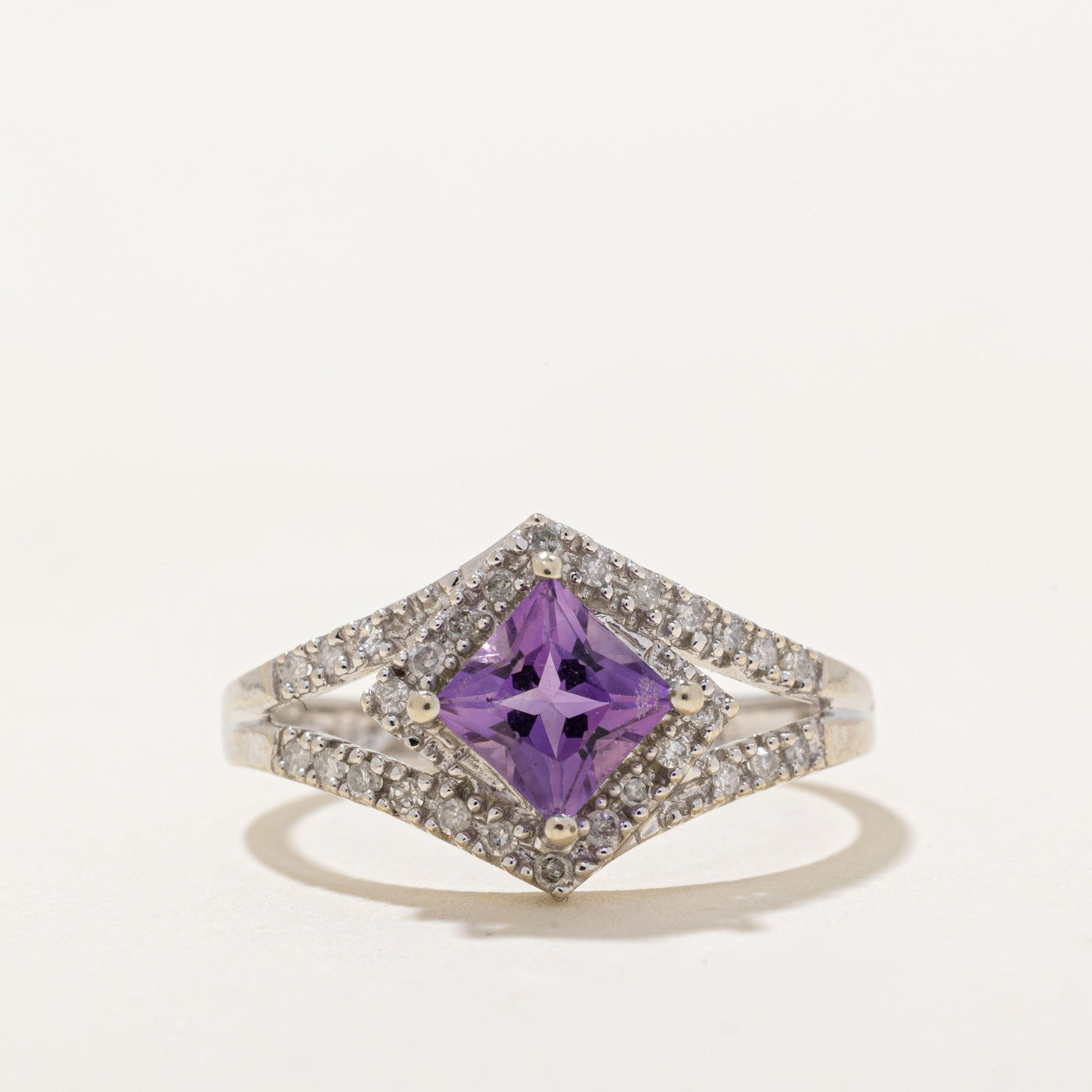 Amethyst & Diamond Ring | 0.60ct, 0.12ctw | SZ 6.25 |