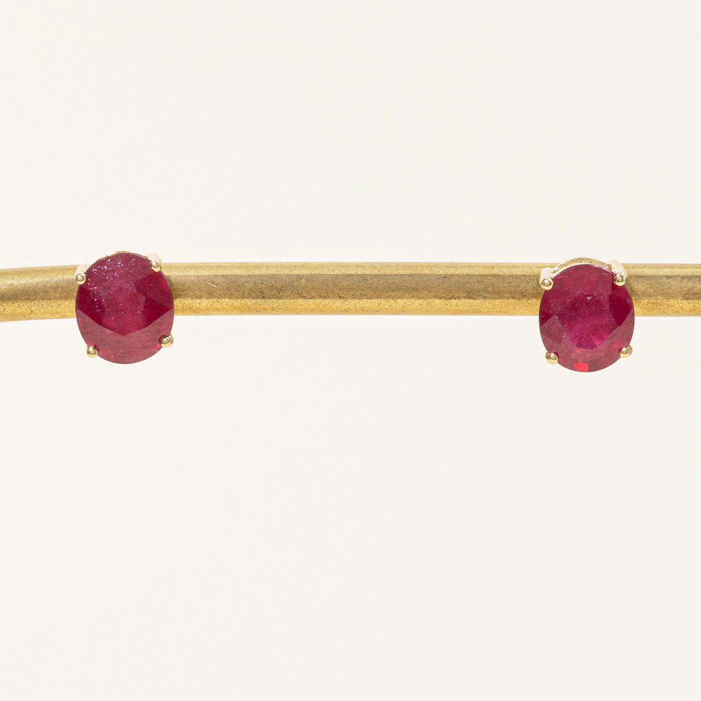 Boucles d'oreilles rubis à clarté améliorée | 3,60 ct |