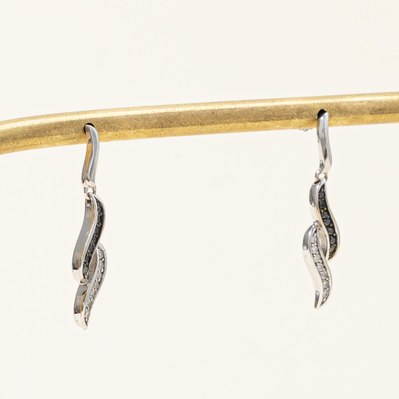 Black & White Diamond Earrings | 0.07ctw, 0.07ctw |