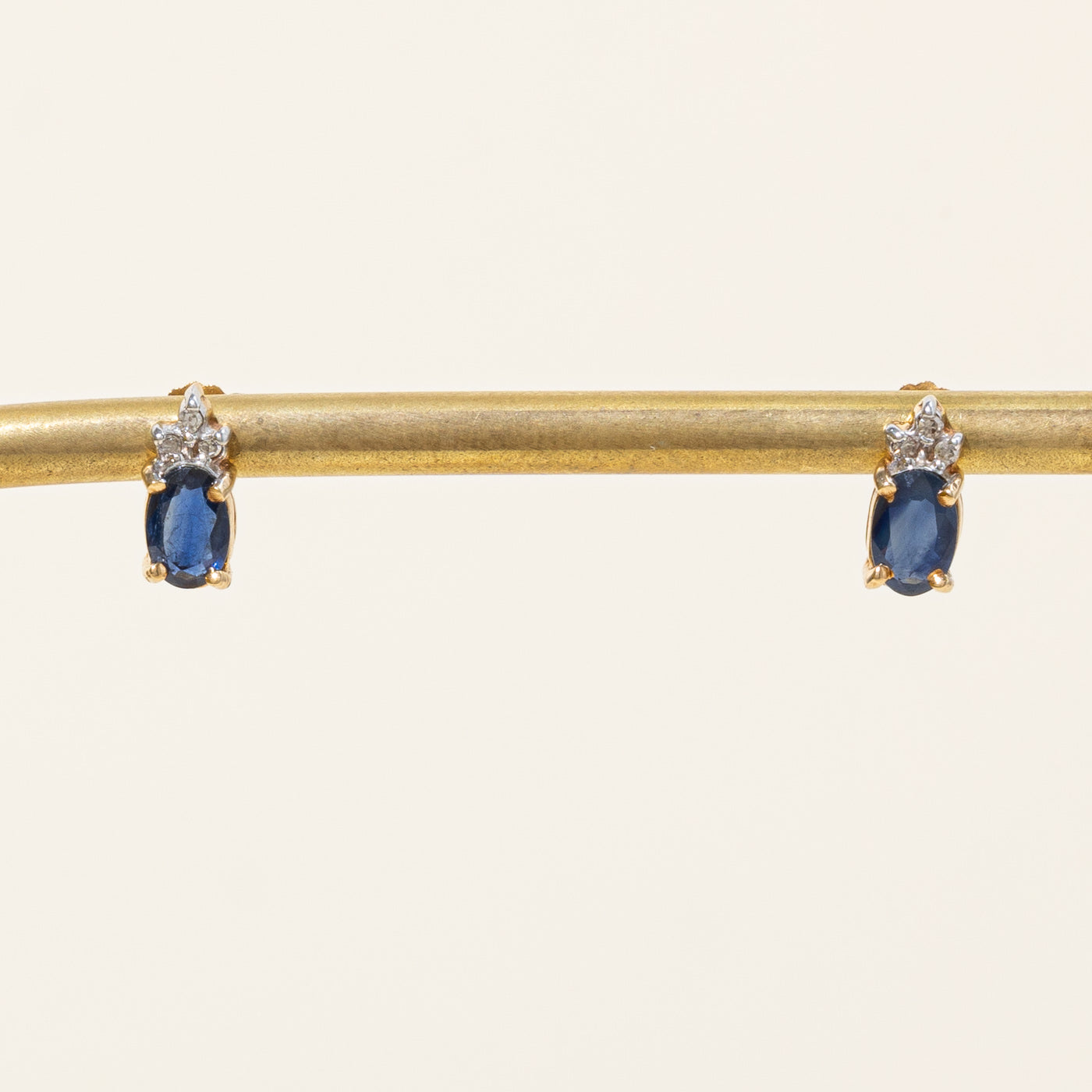 Sapphire & Diamond Earrings | 1.00ctw, 0.03ctw |
