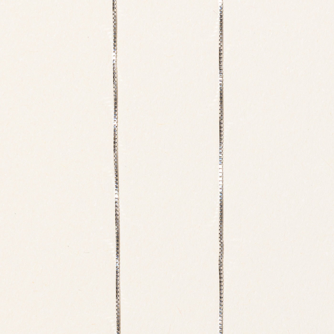 Emerald & Diamond Pendant Necklace | 0.19ct, 0.02ct | 16" |