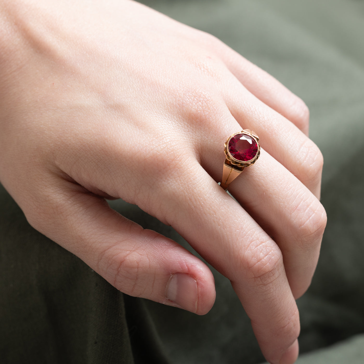 Vintage Budapest Single Stone Synthetic Ruby Cocktail Ring | 3.00ct | SZ 8