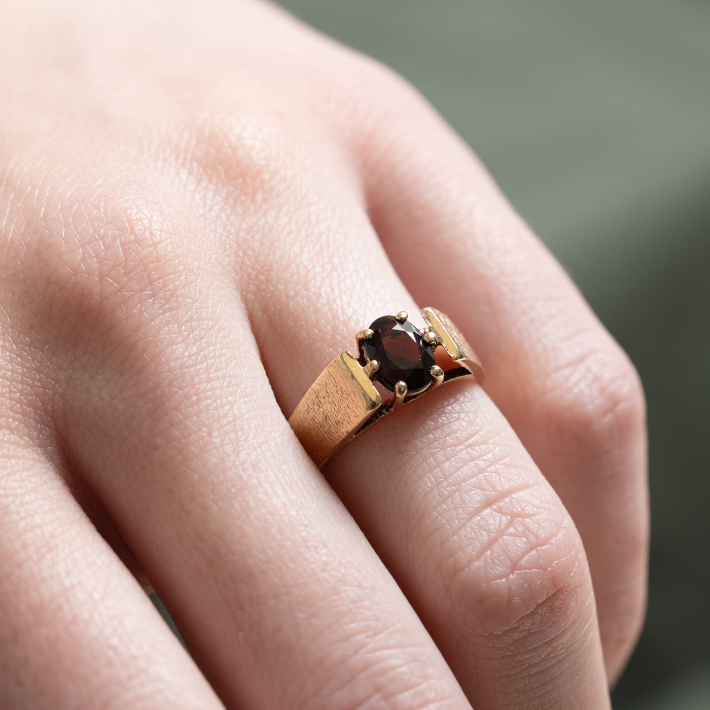 Solitaire Oval Cut Garnet Ring | 0.75ct | SZ 5
