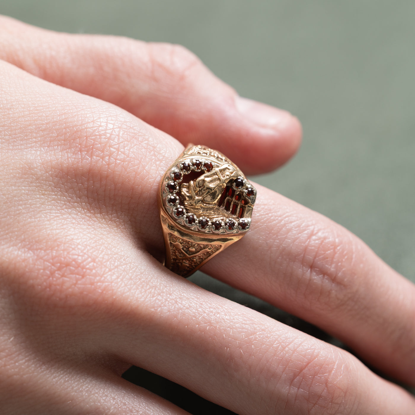 Garnet Horse Ring | 0.28ctw | SZ 11.25