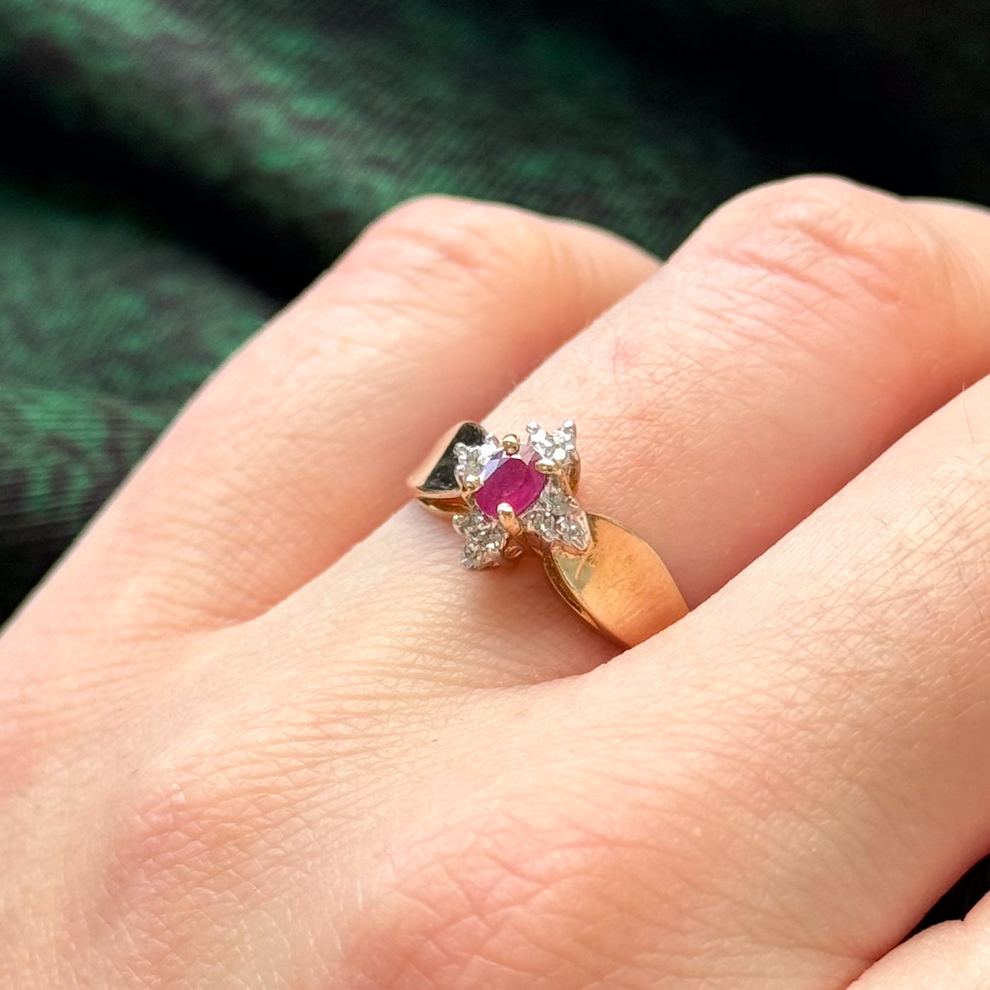 Ruby & Diamond Ring | 0.13ct, 0.06ctw | SZ 6 |
