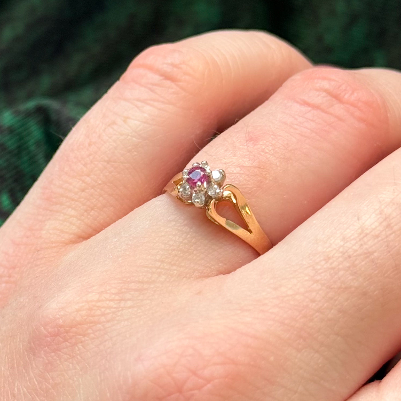 Diamond & Ruby Ring | 0.06ctw, 0.05ct | SZ 4.5 |