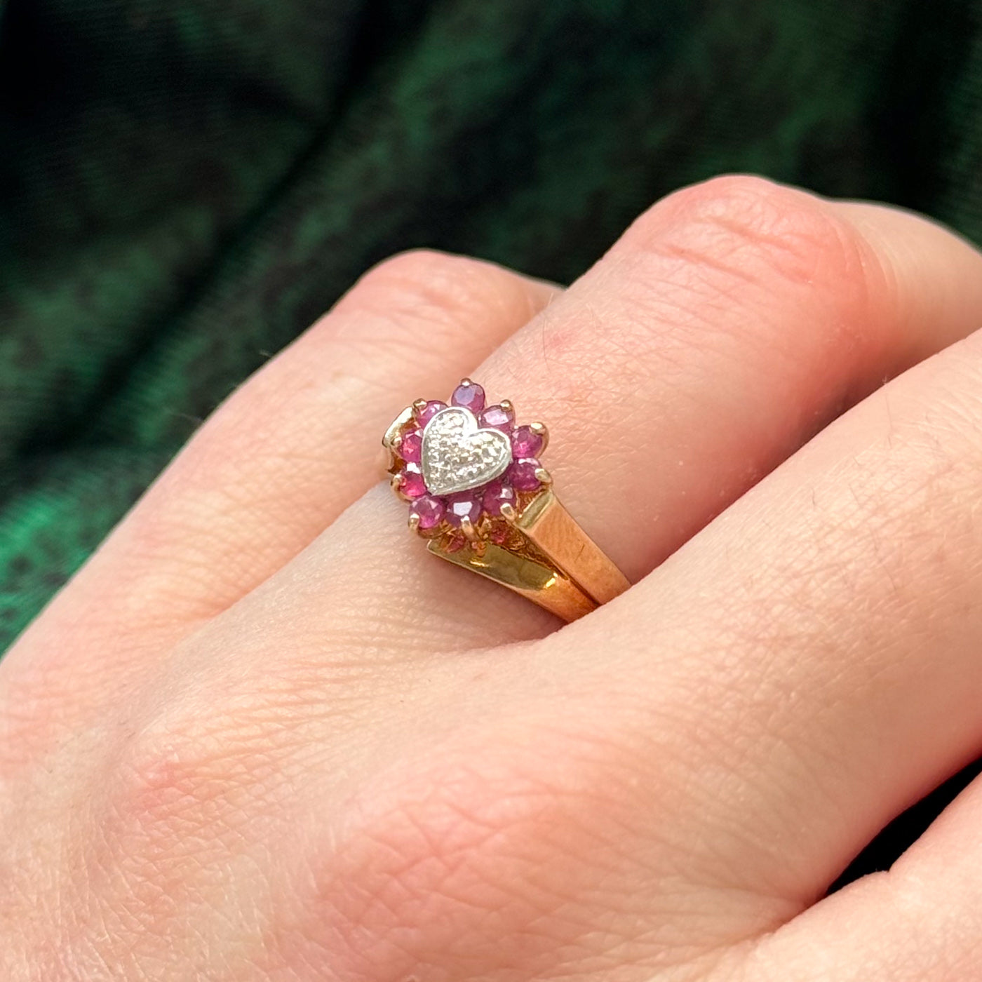 Ruby & Diamond Heart Ring | 0.15ctw, 0.005ct | SZ 6 |