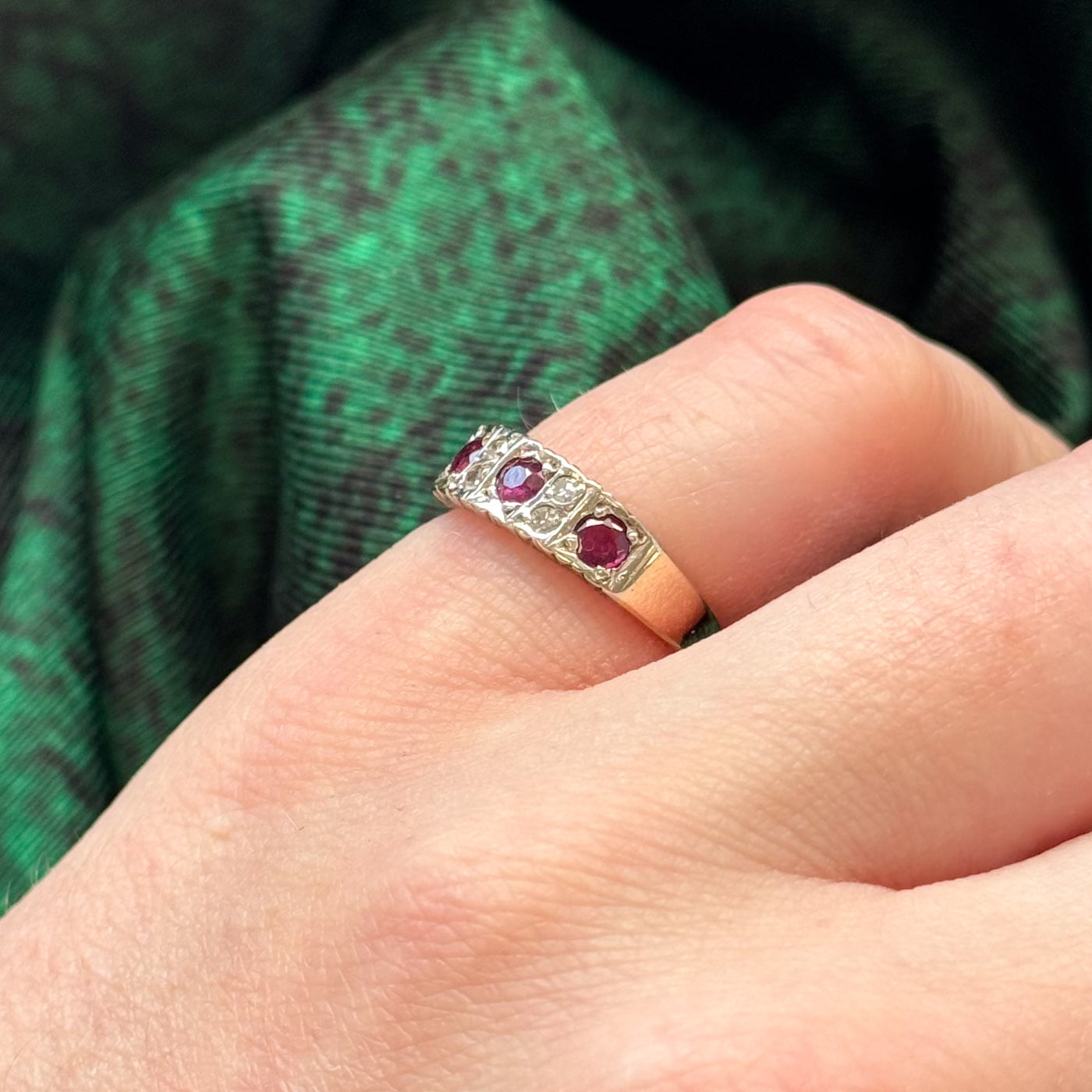 Ruby & White Sapphire Ring | 0.36ctw, 0.09ctw | SZ 4.25 |