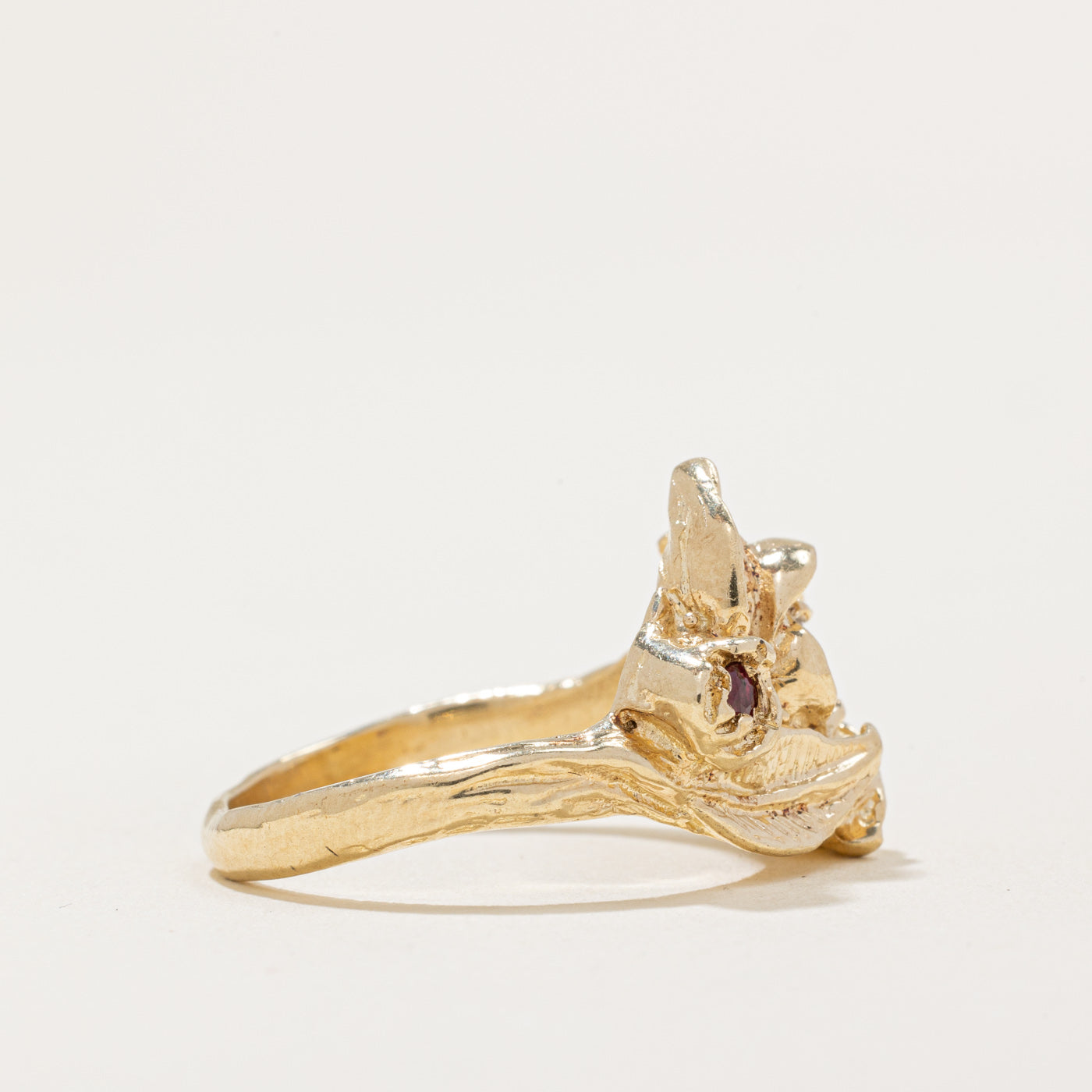 Ruby & Diamond Flower Ring | 0.02ct, 0.015ct | SZ 7 |