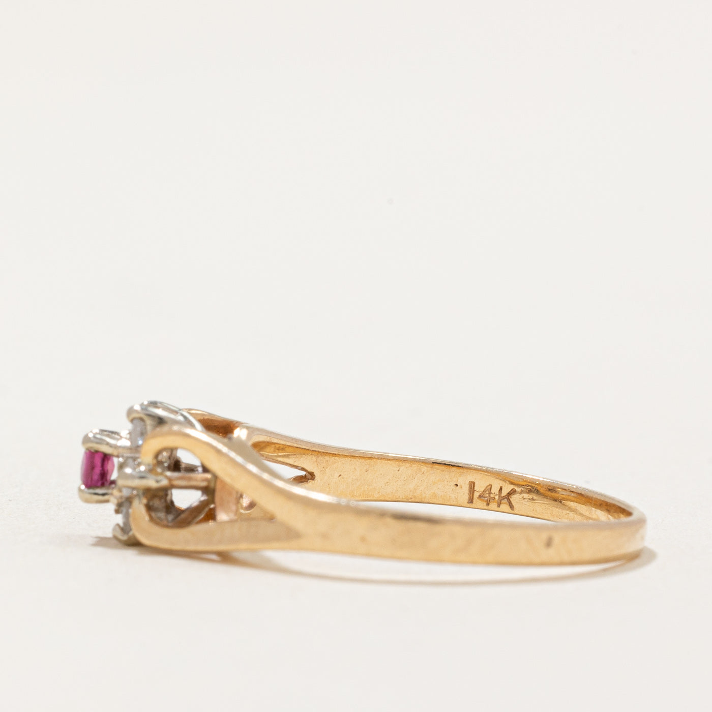 Diamond & Ruby Ring | 0.06ctw, 0.05ct | SZ 4.5 |