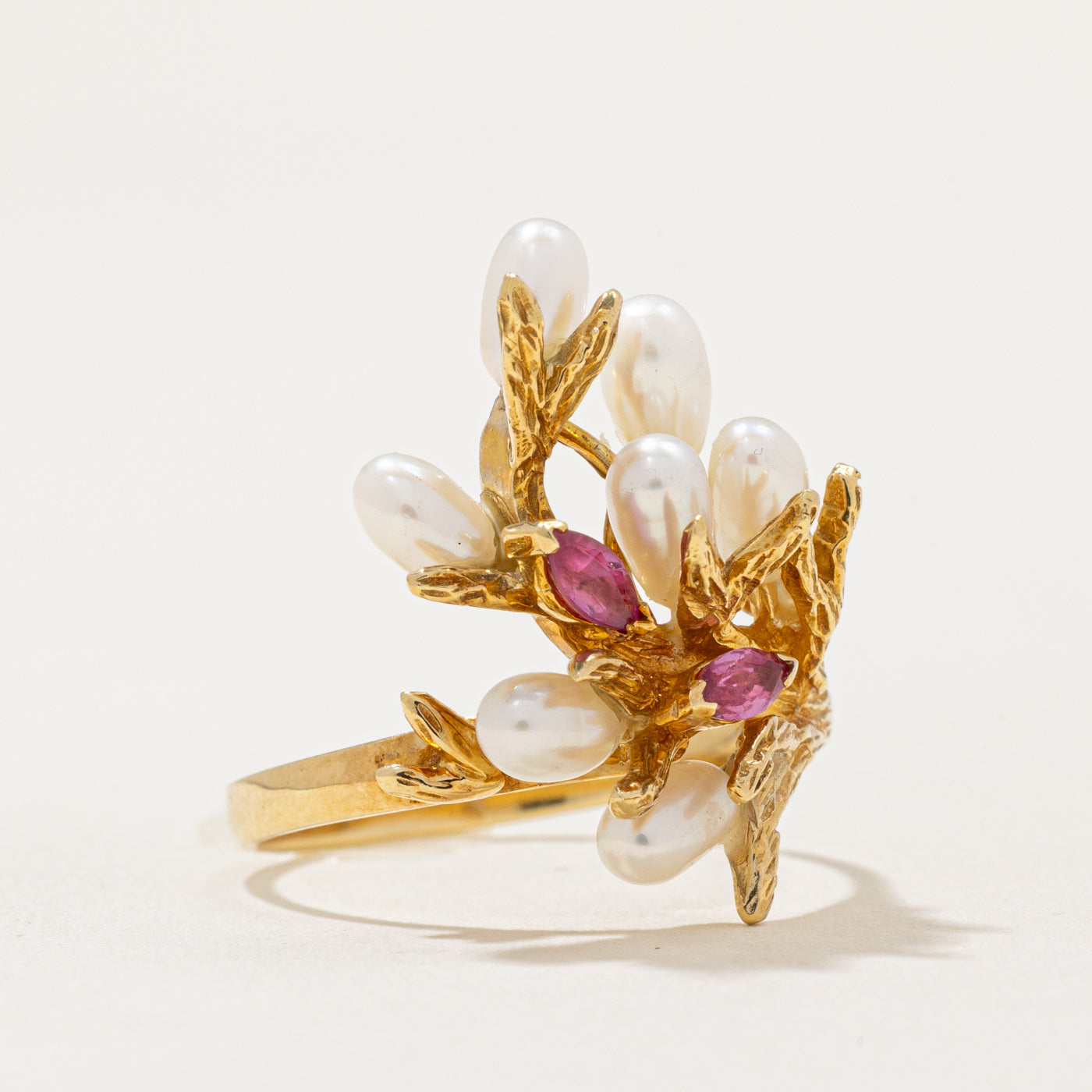 Ruby & Potato Pearl Cocktail Ring | 0.12ctw | SZ 6.5 |