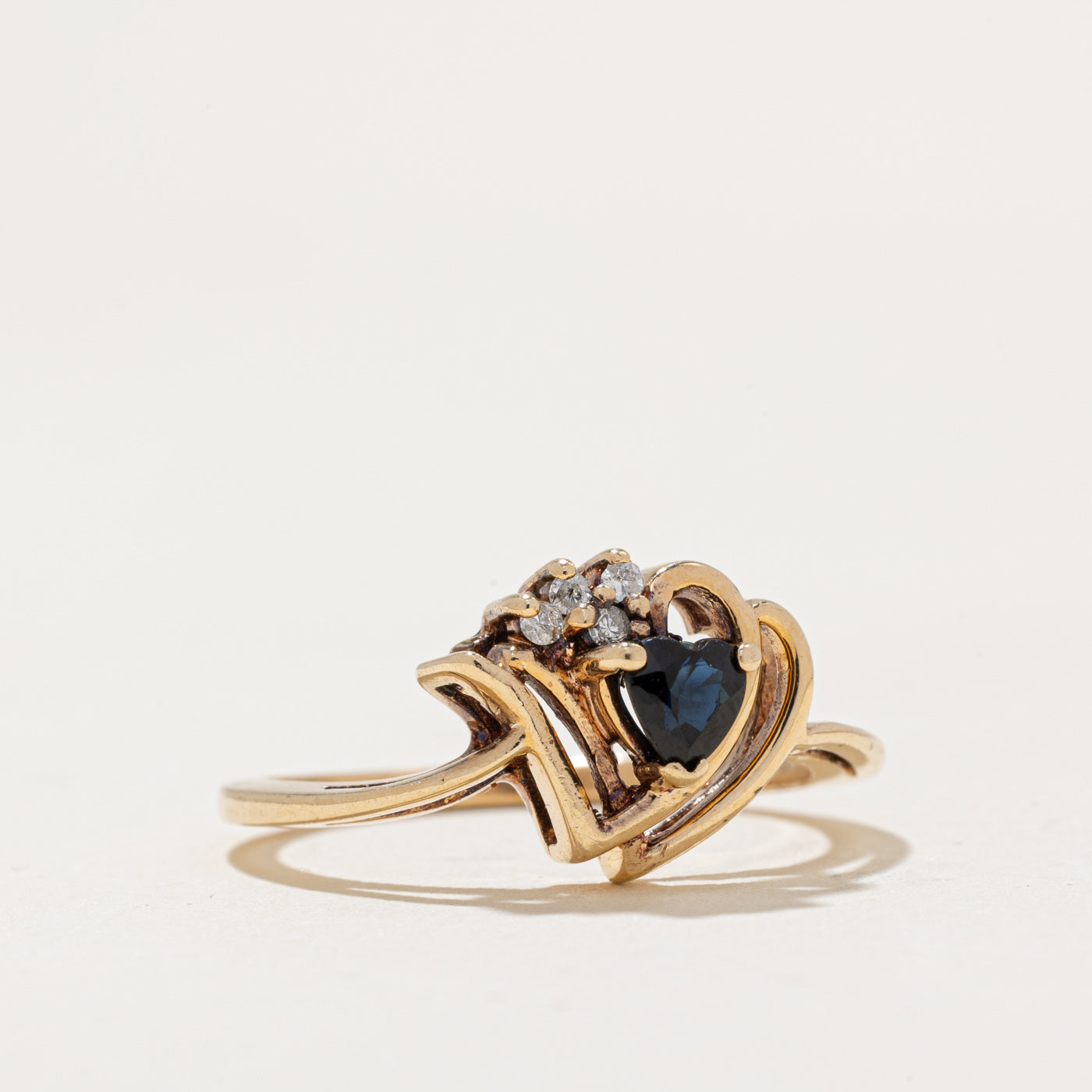 Sapphire & Diamond Heart Ring | 0.19ct, 0.02ctw | SZ 6.75 |
