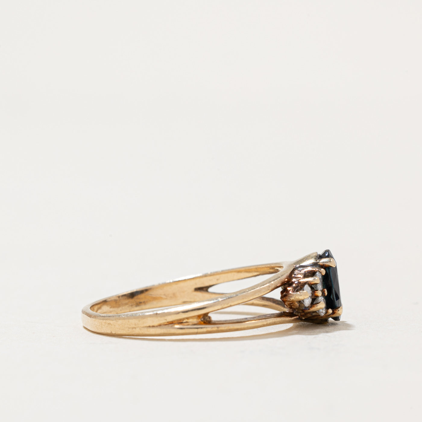 Sapphire & Diamond Cocktail Ring | 0.50ct, 0.10ctw | SZ 6.25 |