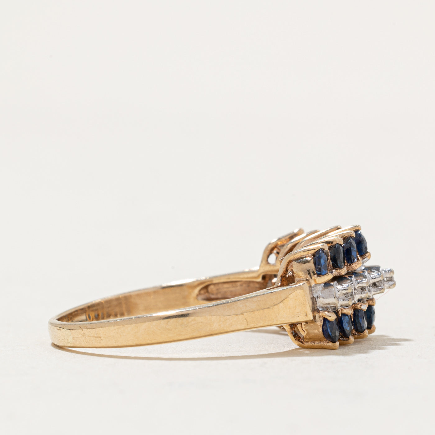 Sapphire & Diamond Cocktail Ring | 1.00ctw, 0.02ctw | SZ 8 |