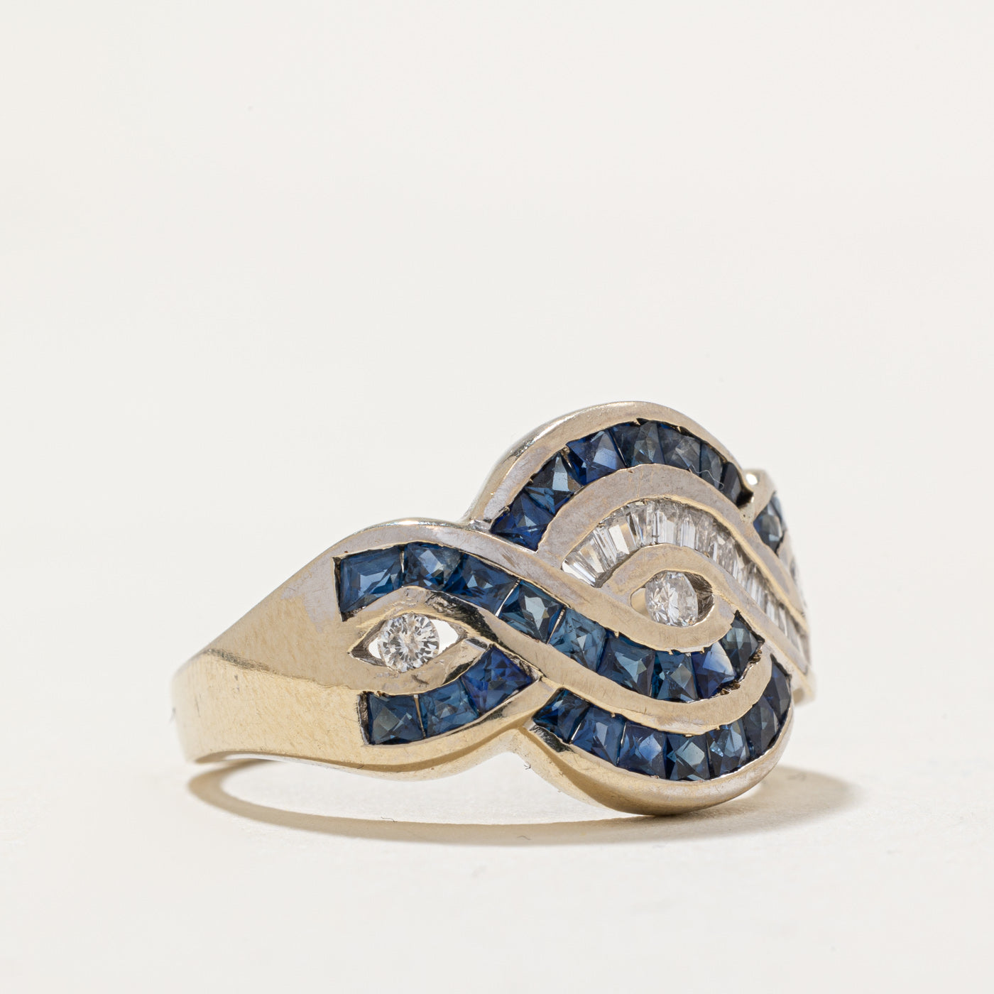 Bague cascade en diamants et saphirs | 1,45 ct, 0,75 ct | Taille 7,25 |
