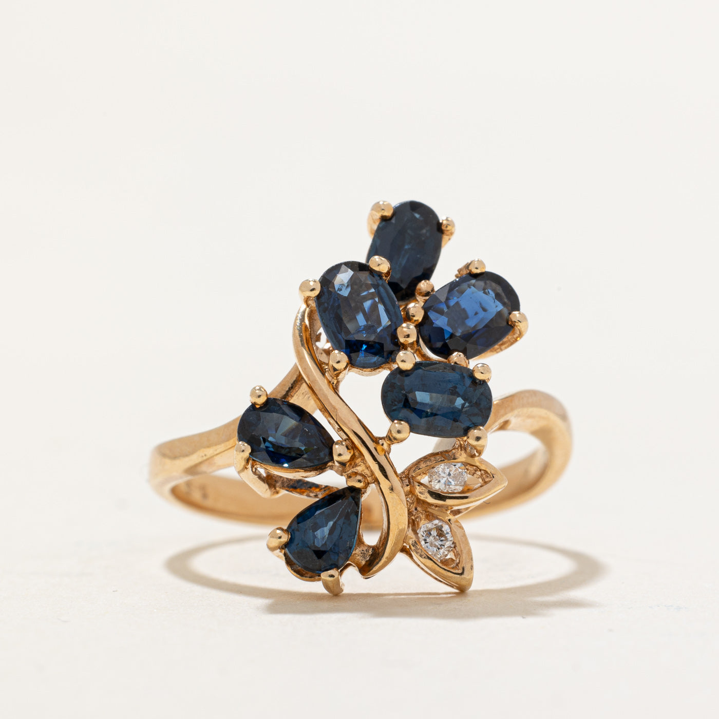 Bague saphir et diamants | 1,50 ct, 0,01 ct | Taille 6 |