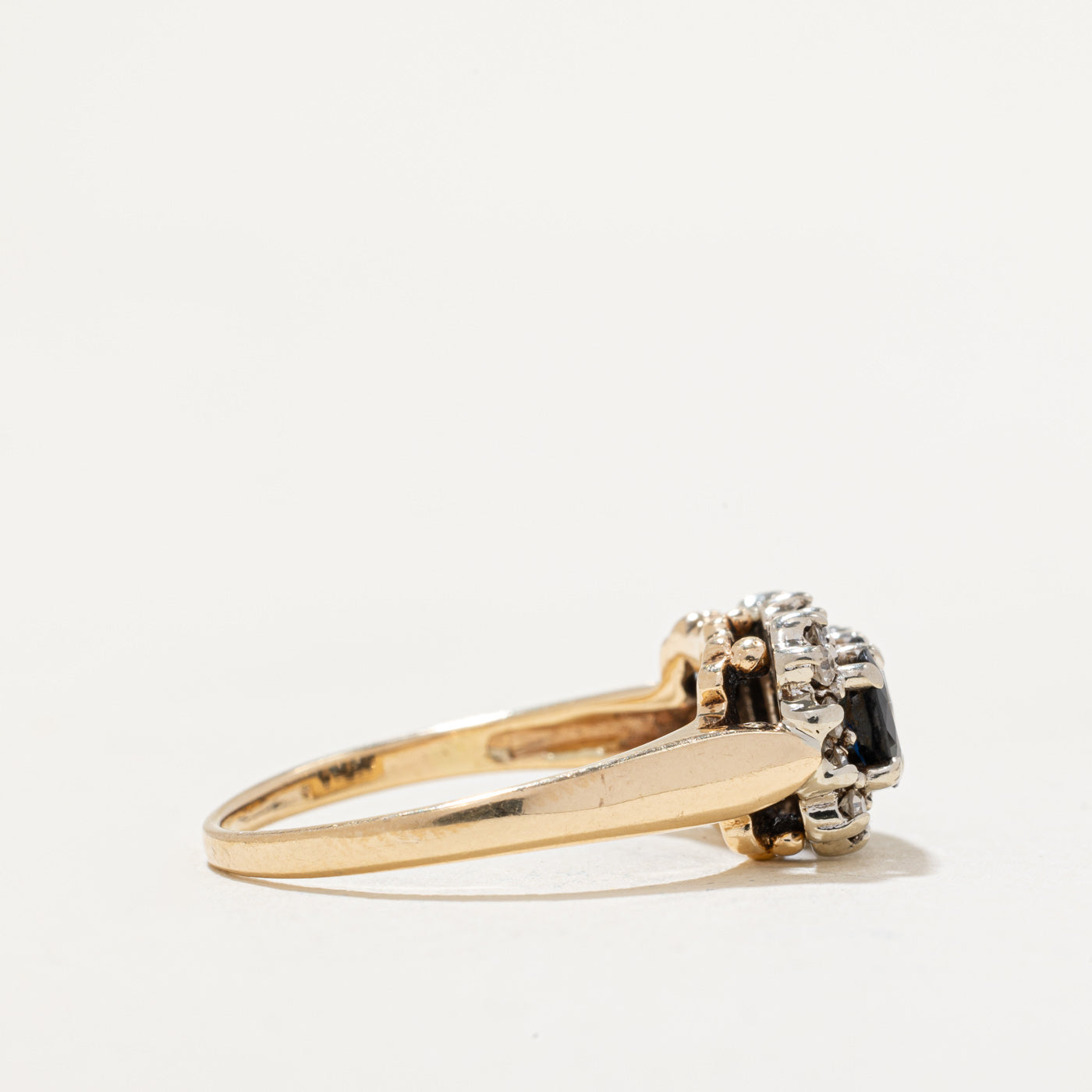 Sapphire & Diamond Halo Ring | 0.75ctw, 0.14ctw | SZ 6.5 |