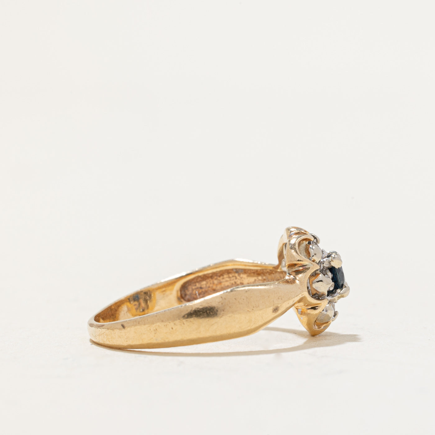 Sapphire & Diamond Halo Ring | 0.16ct, 0.02ctw | SZ 5.25 |