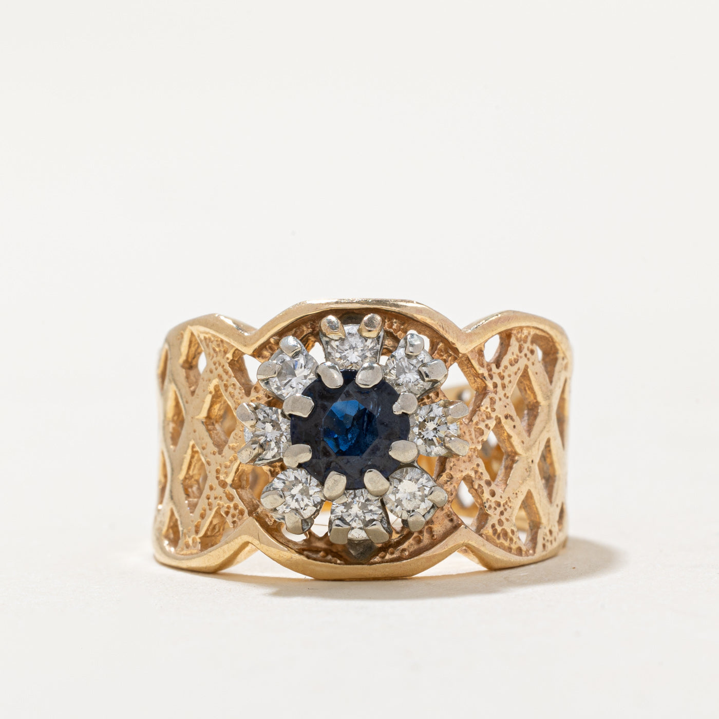 Sapphire & Diamond Halo Ring | 0.25ct, 0.20ctw | SZ 3.75 |