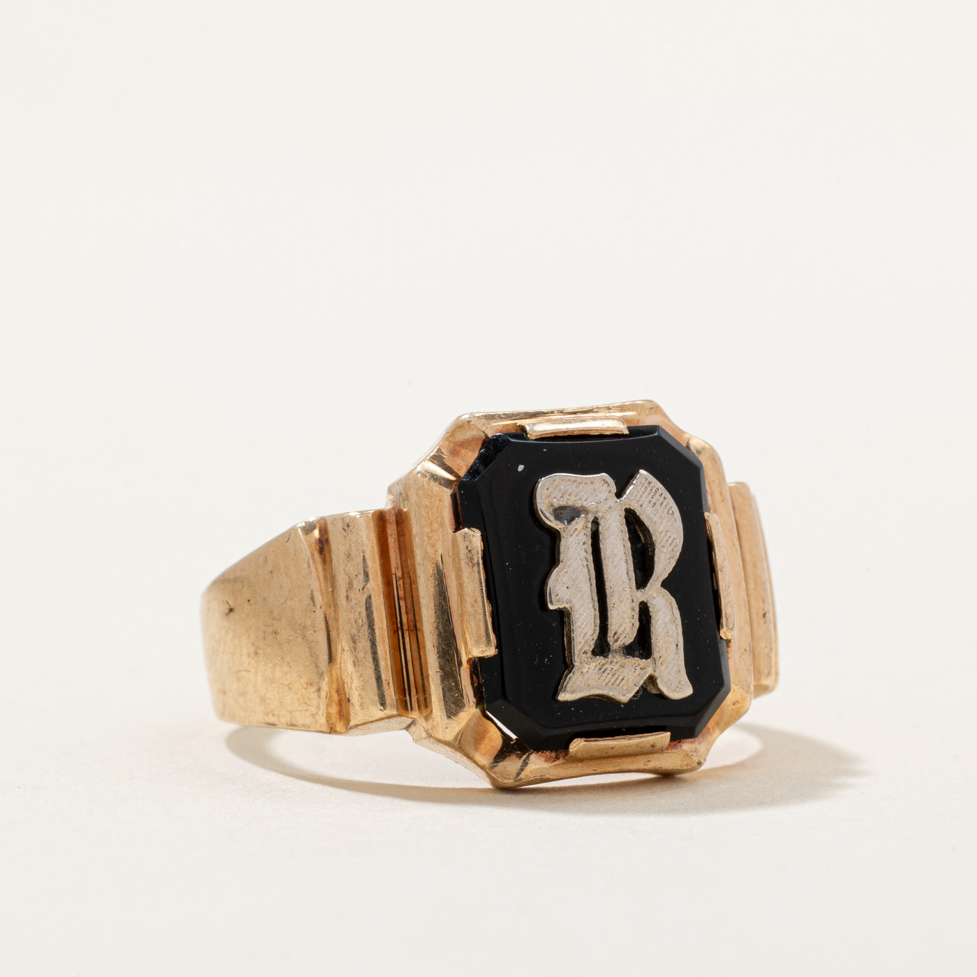 Onyx 'R' Signet Ring | 1.29ct | SZ 8.5 |